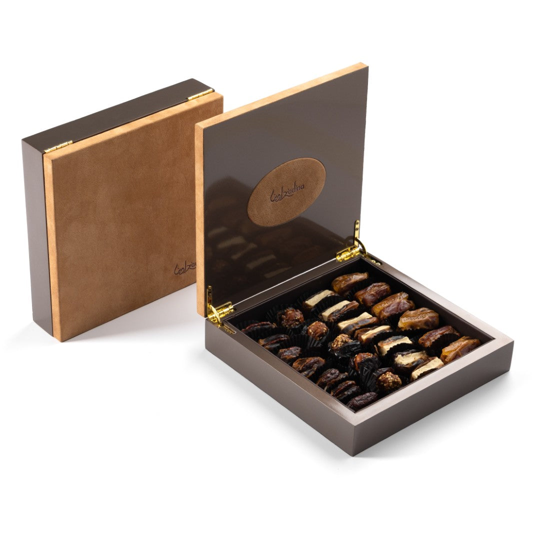 Luxurious Camel Leather Small Wooden Date Box - 500g