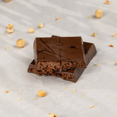 Date-Sweetened Choco Hazelnut Kunafa Chocolate Bar