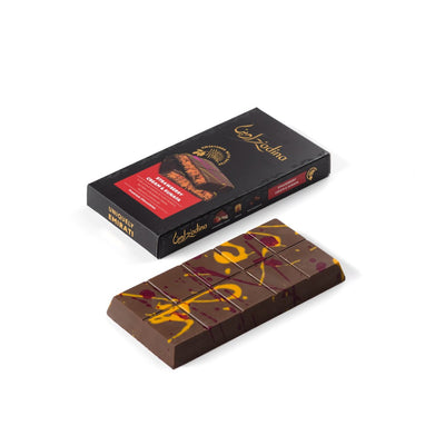 Date-Sweetened Strawberry Cream Kunafa Chocolate Bar