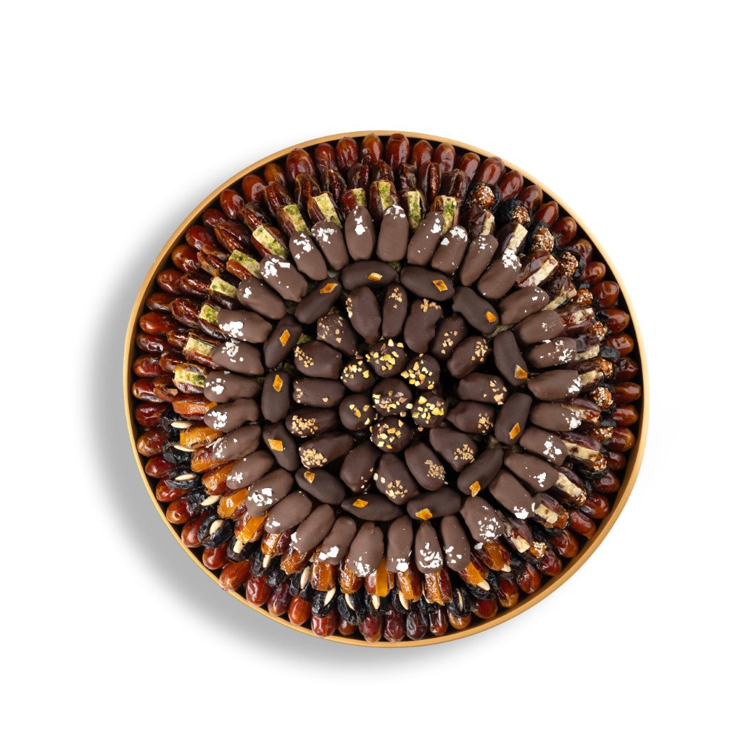 Big Round Golden Resin Desert Tray & Emirati Date Set - 8.5kg