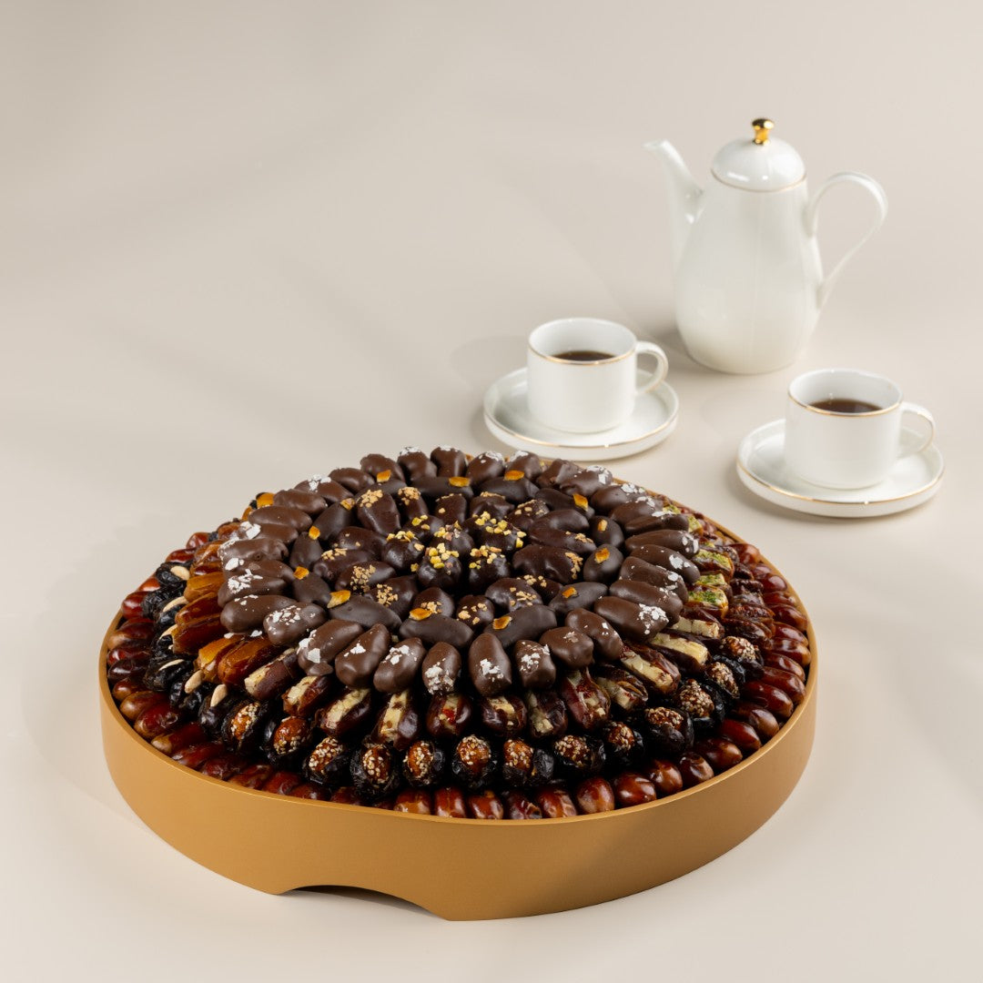 Big Round Golden Resin Desert Tray & Emirati Date Set - 8.5kg