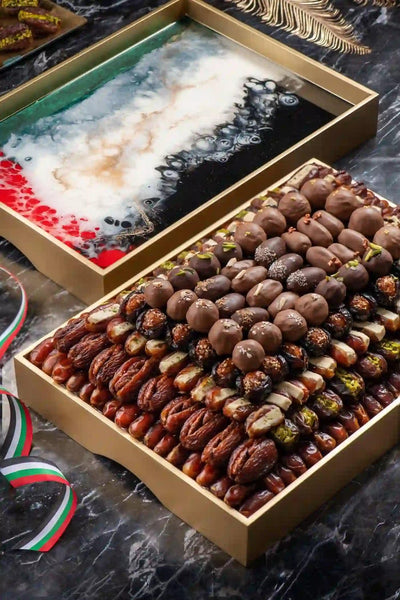 UAE Flag Resin Tray With Emirati Dates Gift Set - 5.5kg